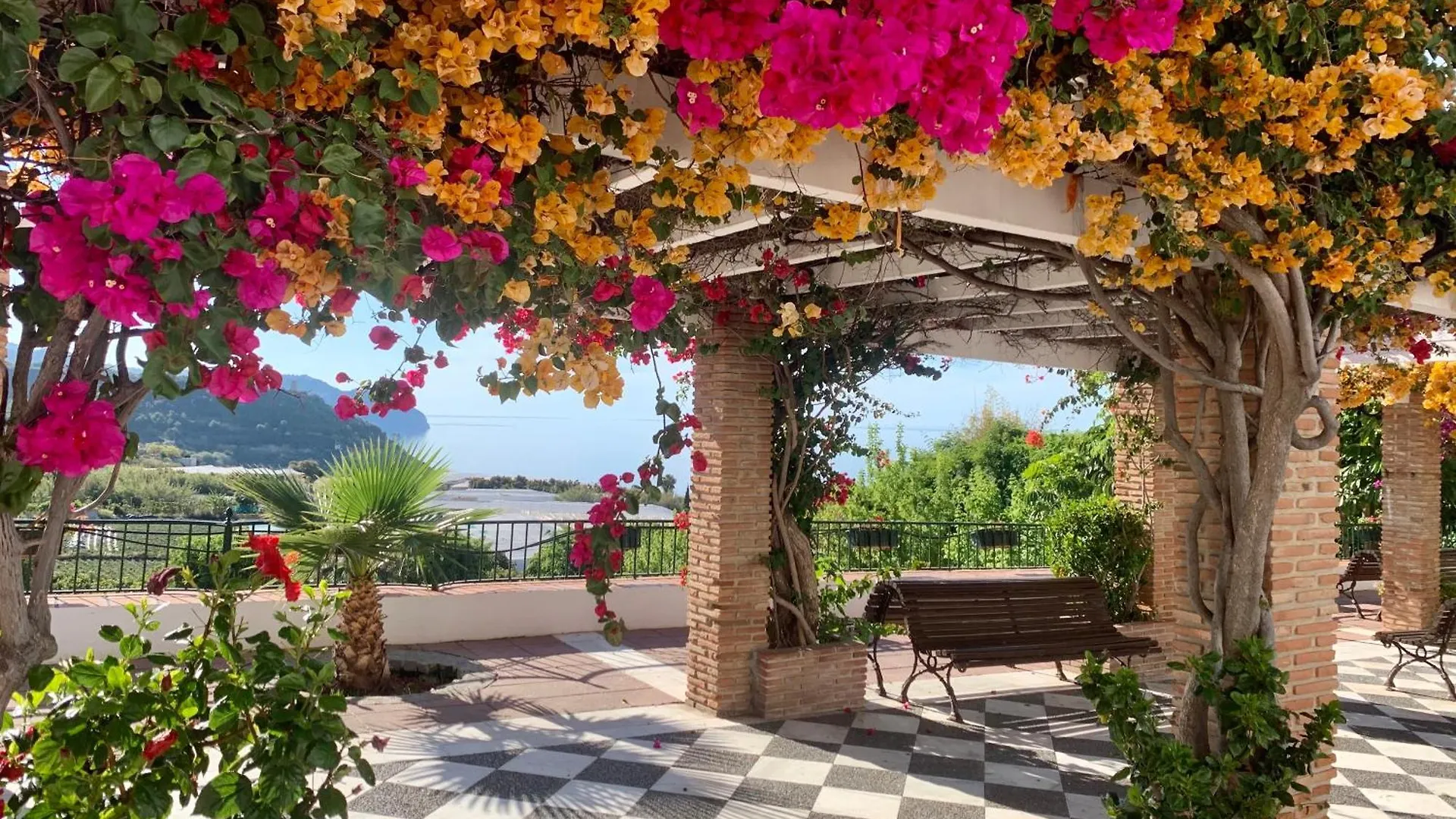 Villa Capistrano Blue à Nerja